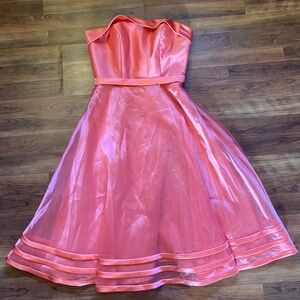 Mori Lee by Madeline Gardner Vintage Coral Cocktail Dress size 9/10